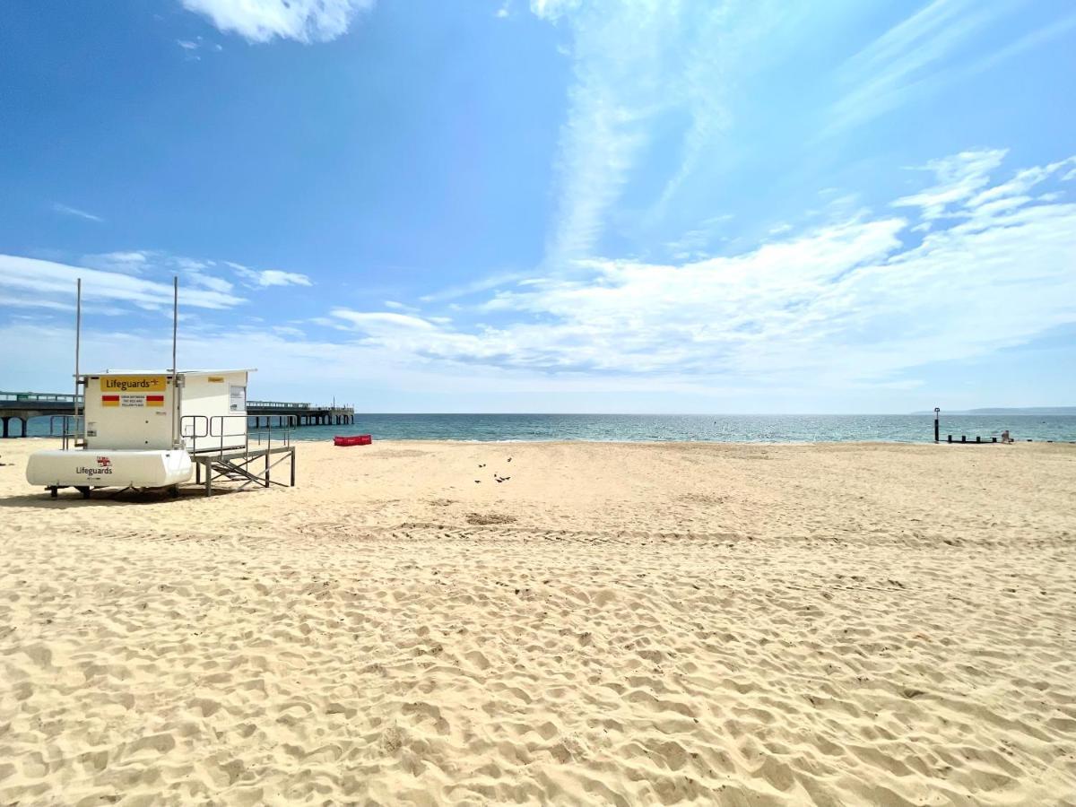 Sea View Family Stay By Beach Gym & Parking Bournemouth Buitenkant foto