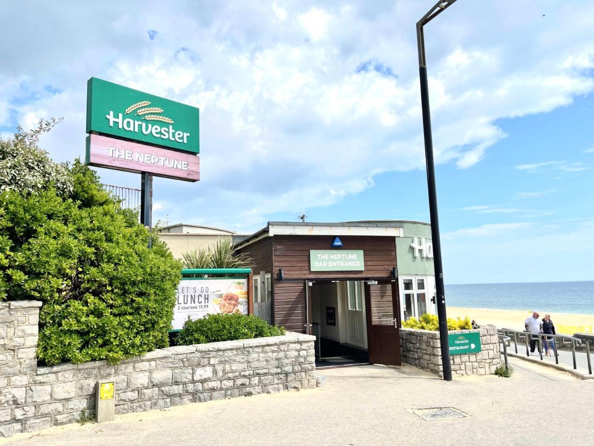 Sea View Family Stay By Beach Gym & Parking Bournemouth Buitenkant foto