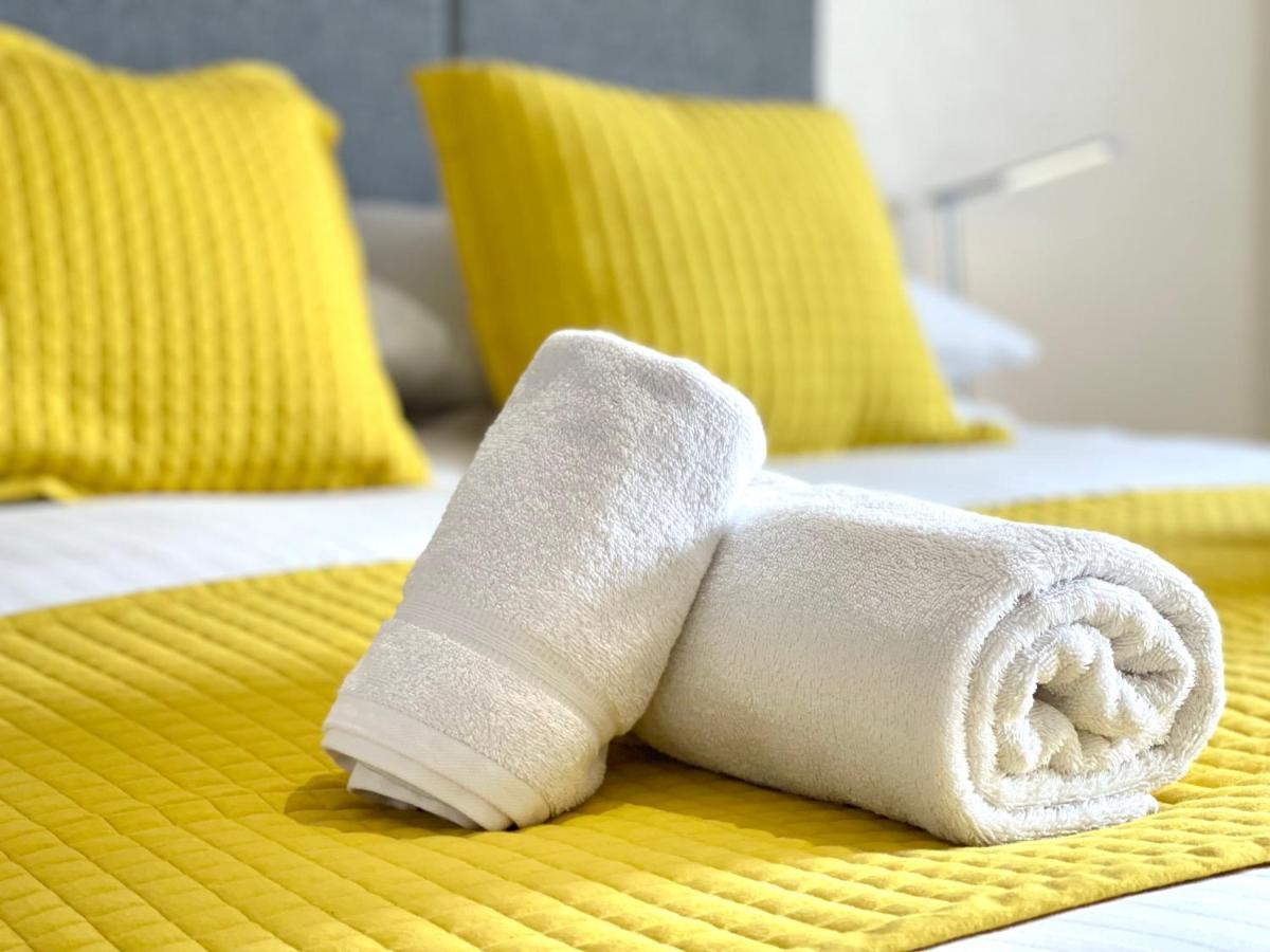 Sea View Family Stay By Beach Gym & Parking Bournemouth Buitenkant foto