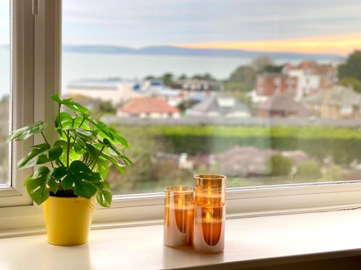 Sea View Family Stay By Beach Gym & Parking Bournemouth Buitenkant foto