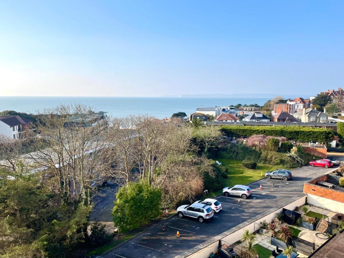 Sea View Family Stay By Beach Gym & Parking Bournemouth Buitenkant foto